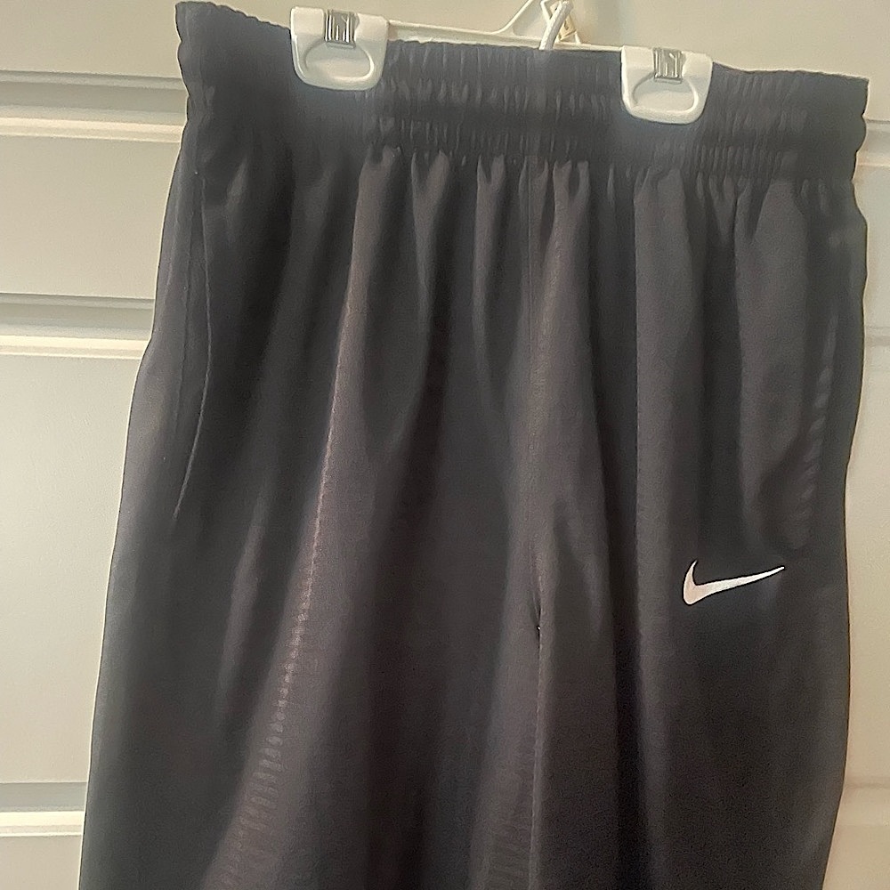 Mens Nike black shorts size M
